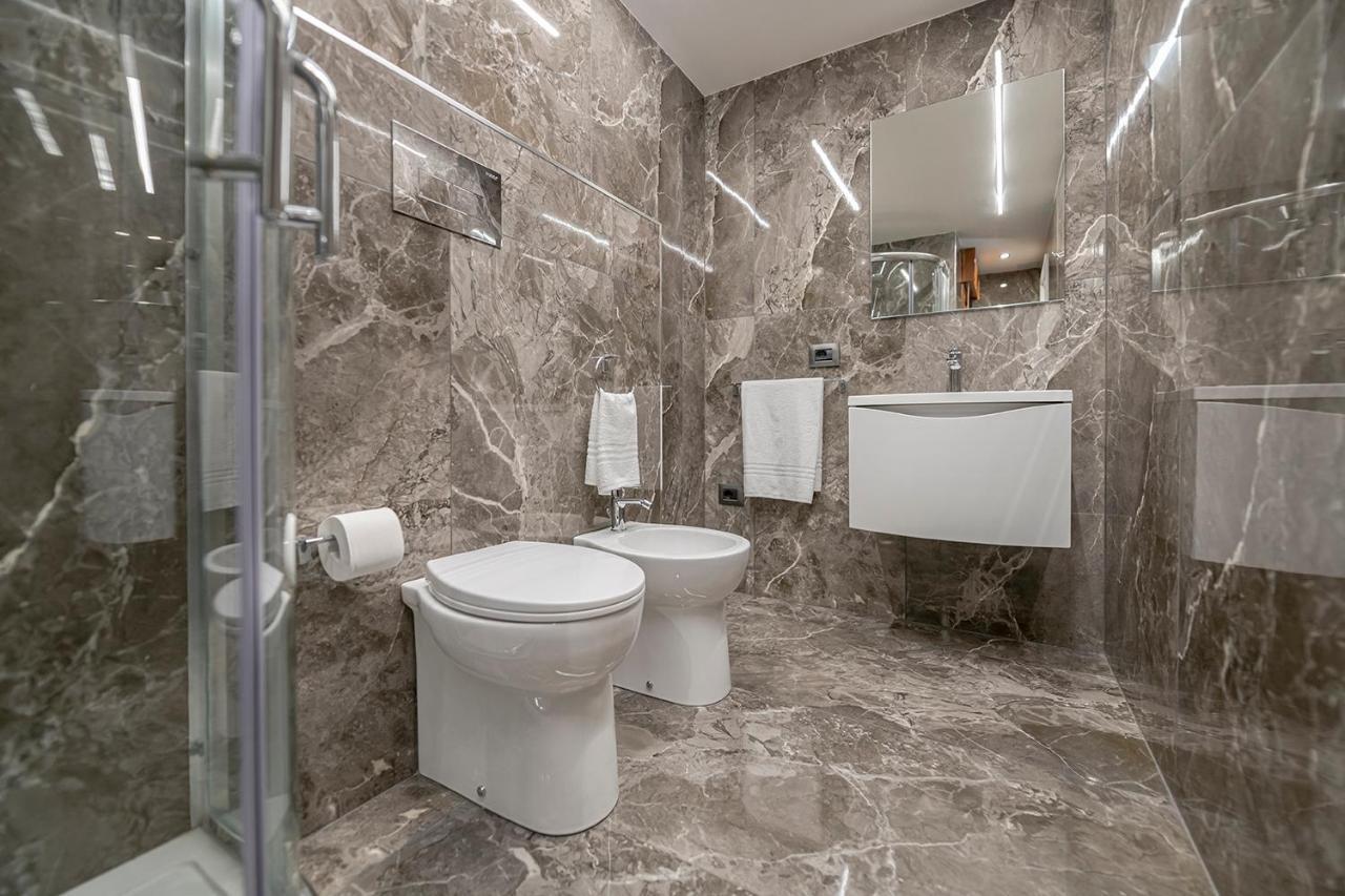 Domus Aurea Bed & Breakfast Шака Екстериор снимка