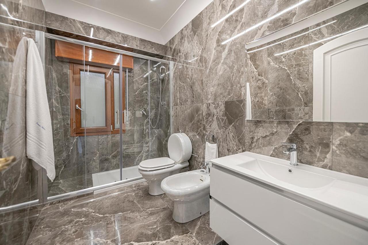 Domus Aurea Bed & Breakfast Шака Екстериор снимка